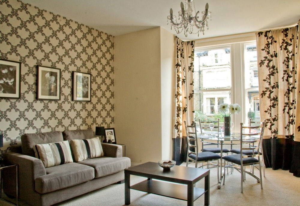 Harrogate Boutique Apartments - Self Contained Apartments Eksteriør billede